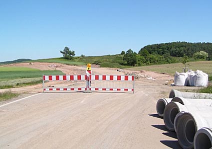 Sperrung der Landstra�e nach Schneckenhausen